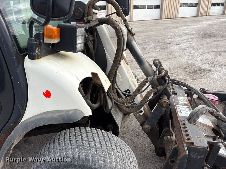 image for item FK1302 2004 Bobcat 5600 toolcat utility vehicle