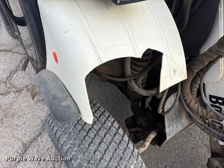 image for item FK1302 2004 Bobcat 5600 toolcat utility vehicle