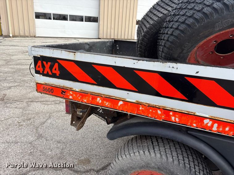 image for item FK1302 2004 Bobcat 5600 toolcat utility vehicle