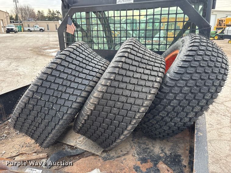 image for item FK1302 2004 Bobcat 5600 toolcat utility vehicle