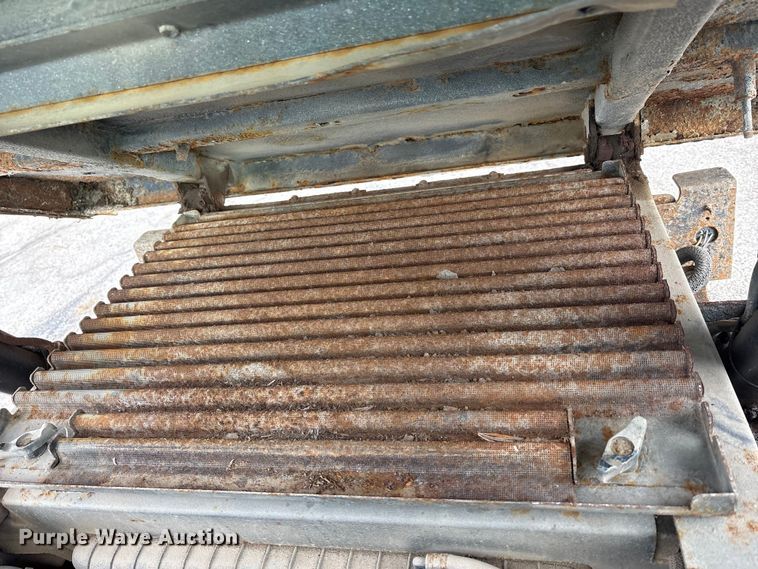 image for item FK1302 2004 Bobcat 5600 toolcat utility vehicle