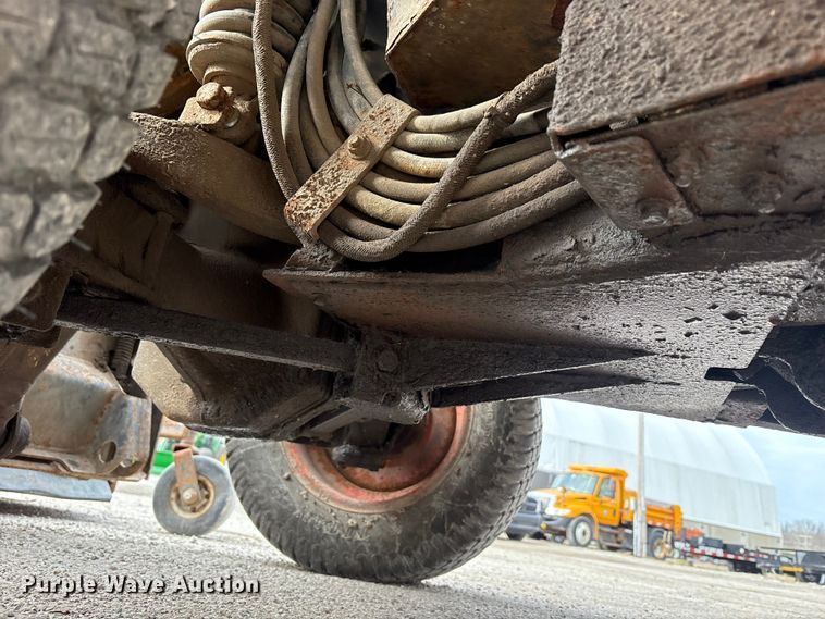 image for item FK1302 2004 Bobcat 5600 toolcat utility vehicle