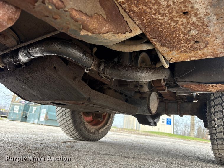 image for item FK1302 2004 Bobcat 5600 toolcat utility vehicle