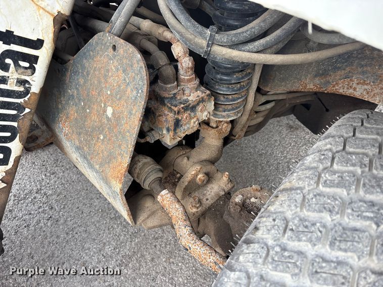 image for item FK1302 2004 Bobcat 5600 toolcat utility vehicle