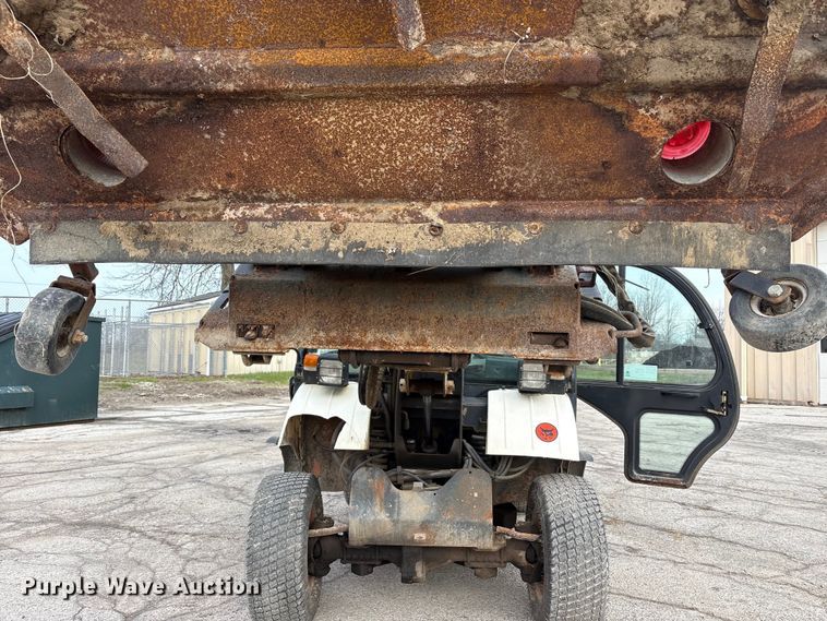 image for item FK1302 2004 Bobcat 5600 toolcat utility vehicle