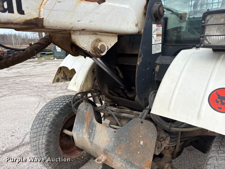 image for item FK1302 2004 Bobcat 5600 toolcat utility vehicle