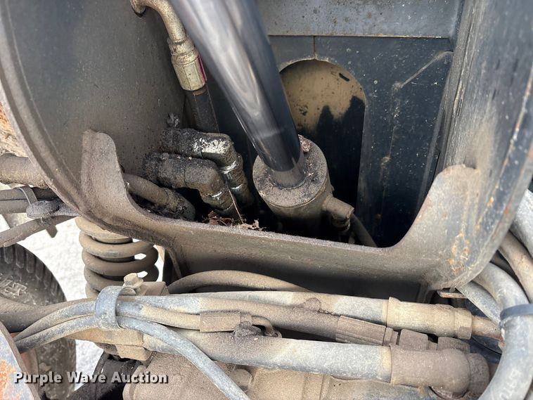 image for item FK1302 2004 Bobcat 5600 toolcat utility vehicle