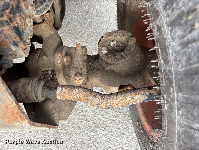 image for item FK1302 2004 Bobcat 5600 toolcat utility vehicle