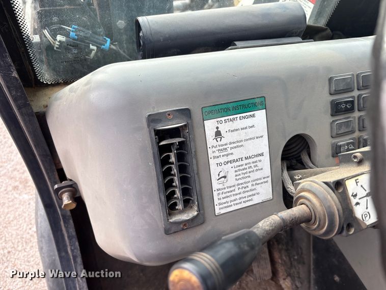 image for item FK1302 2004 Bobcat 5600 toolcat utility vehicle