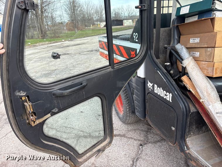 image for item FK1302 2004 Bobcat 5600 toolcat utility vehicle