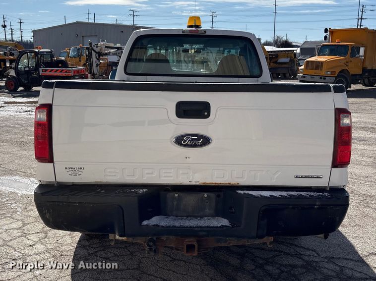 image for item FK1303 2007 Ford F250 Super Duty pickup truck