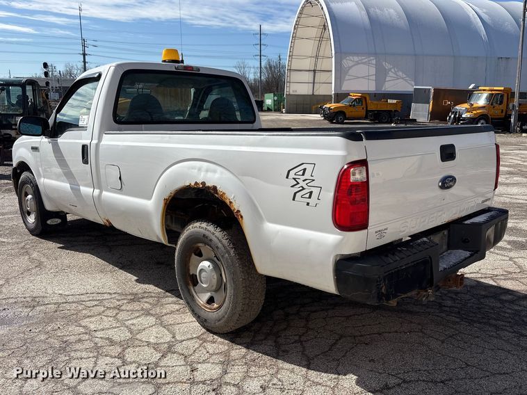 image for item FK1303 2007 Ford F250 Super Duty pickup truck