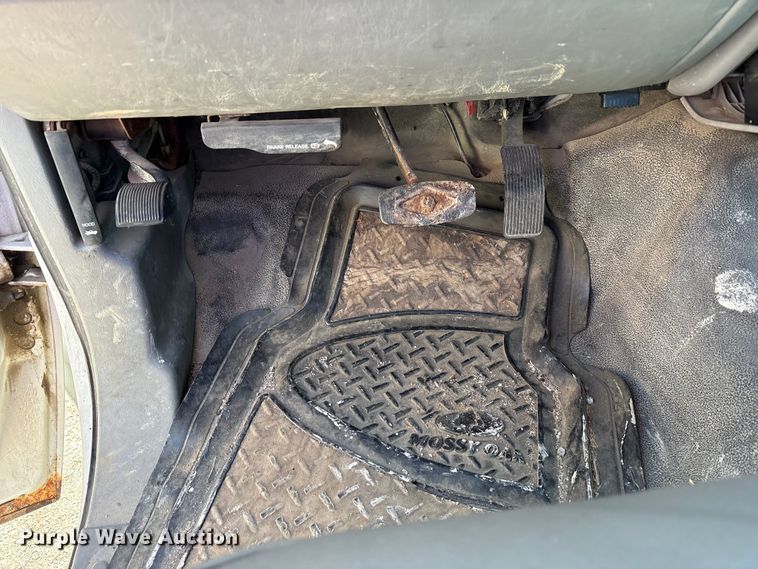 image for item FK1303 2007 Ford F250 Super Duty pickup truck