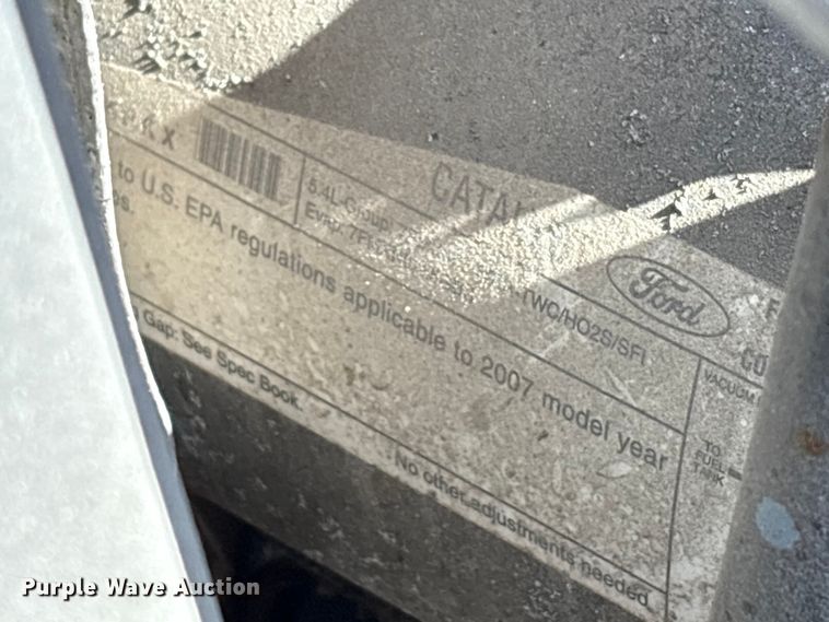 image for item FK1303 2007 Ford F250 Super Duty pickup truck