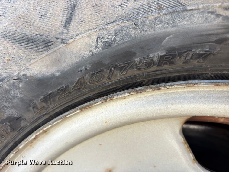 image for item FK1303 2007 Ford F250 Super Duty pickup truck