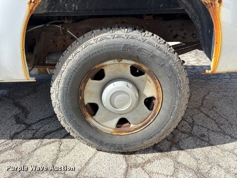 image for item FK1303 2007 Ford F250 Super Duty pickup truck