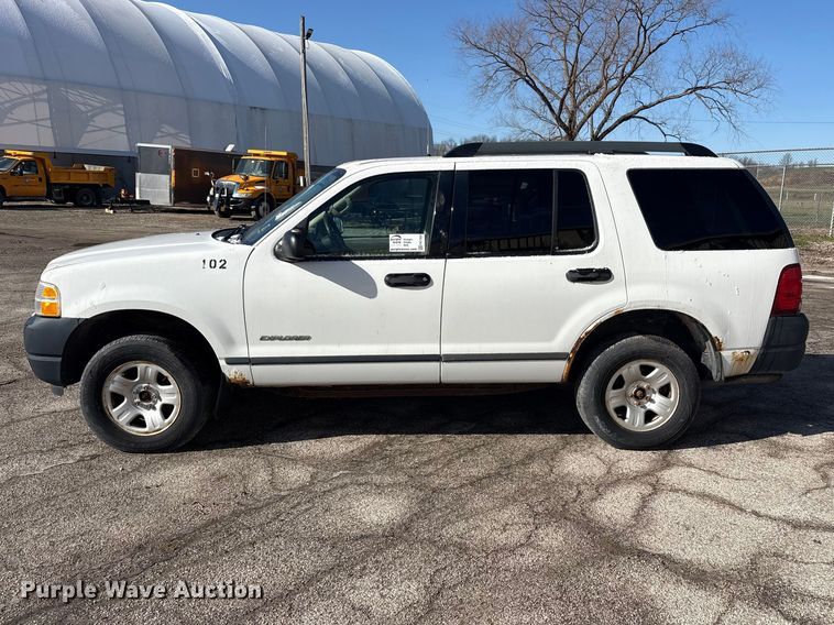 image for item FK1304 2005 Ford Explorer SUV