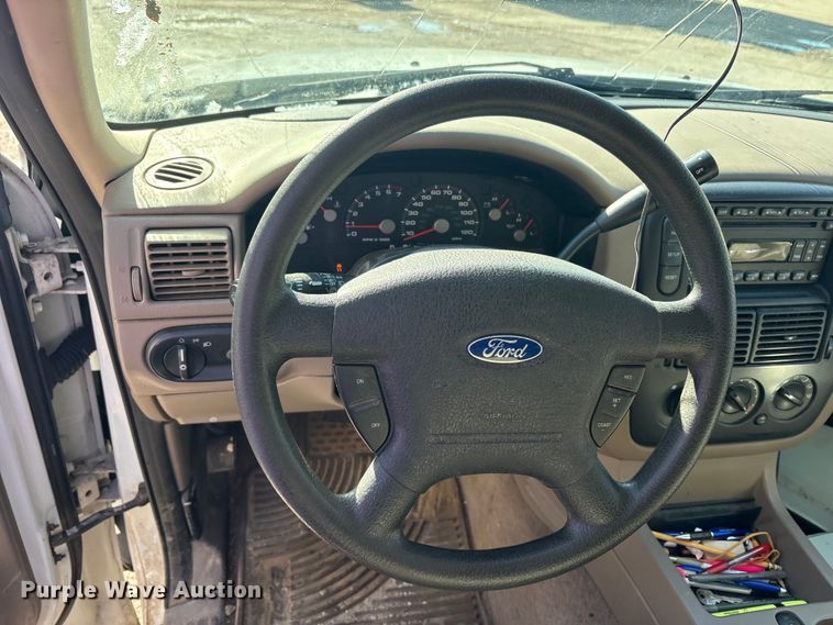 image for item FK1304 2005 Ford Explorer SUV