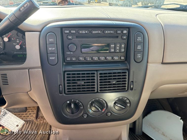 image for item FK1304 2005 Ford Explorer SUV