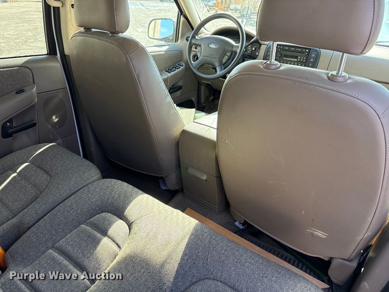 image for item FK1304 2005 Ford Explorer SUV