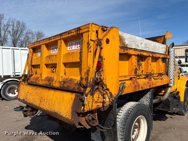 image for item FK1307 1994 International 4900 dump truck