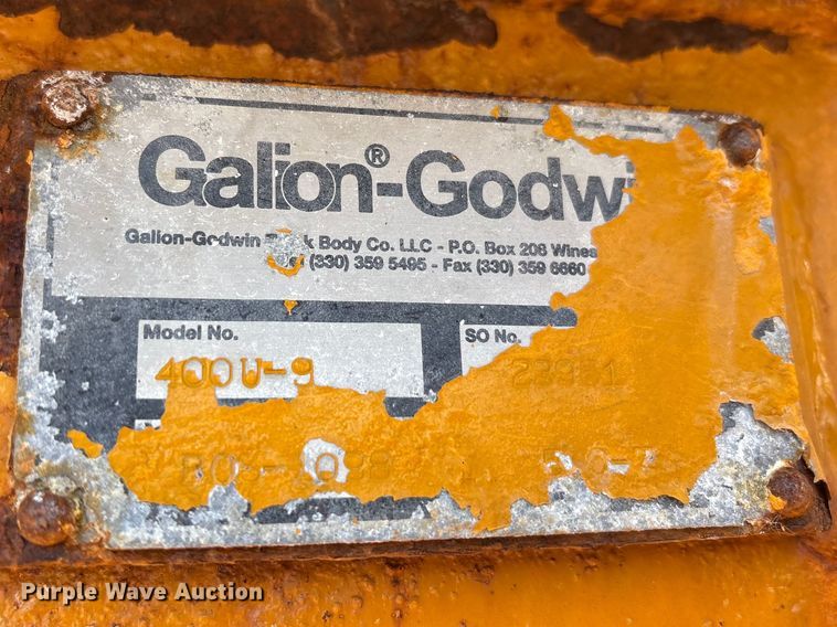 image for item FK1307 1994 International 4900 dump truck