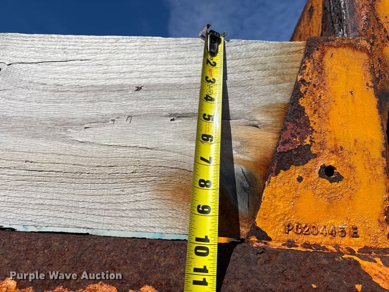 image for item FK1307 1994 International 4900 dump truck