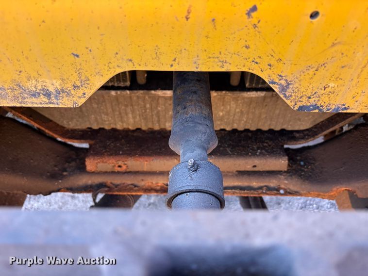 image for item FK1307 1994 International 4900 dump truck