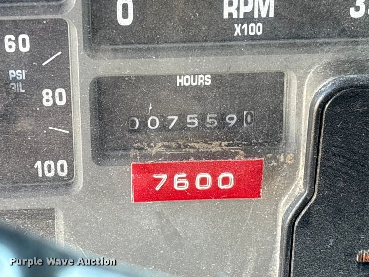 image for item FK1307 1994 International 4900 dump truck