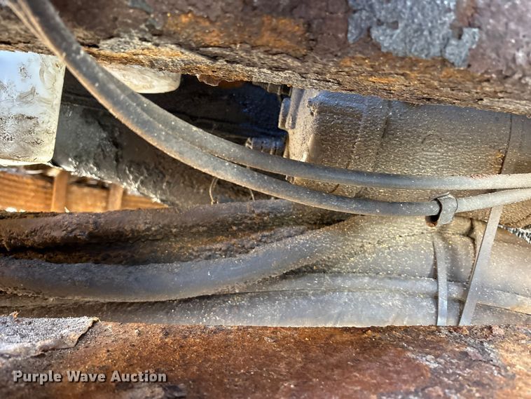 image for item FK1307 1994 International 4900 dump truck