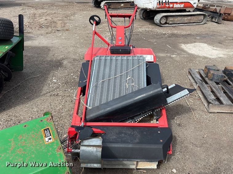 image for item FK1312 Barber Sandman 850 beach groomer