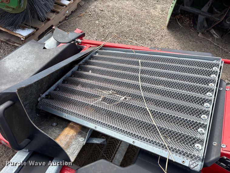 image for item FK1312 Barber Sandman 850 beach groomer