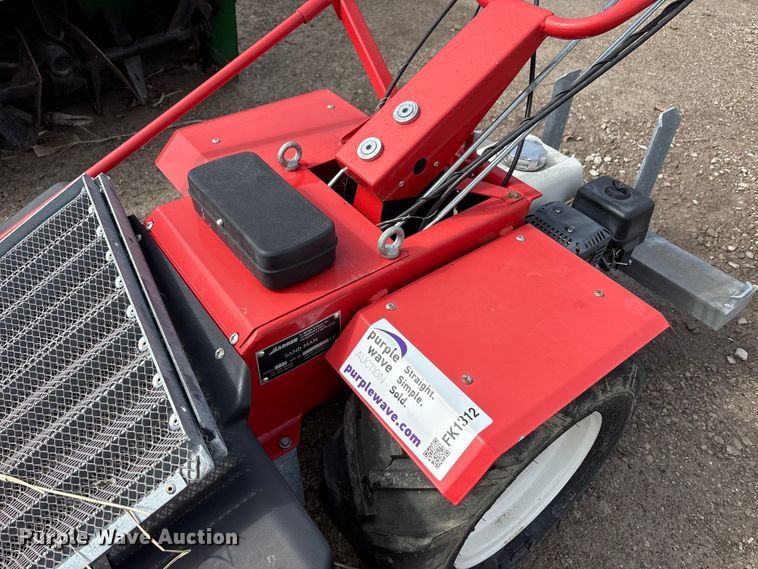 image for item FK1312 Barber Sandman 850 beach groomer