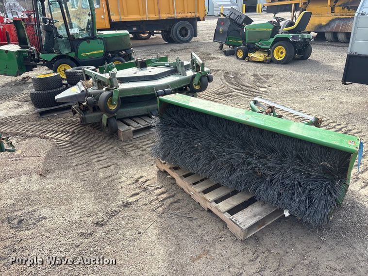 image for item FK1314 2013 John Deere 1445 series II lawn mower