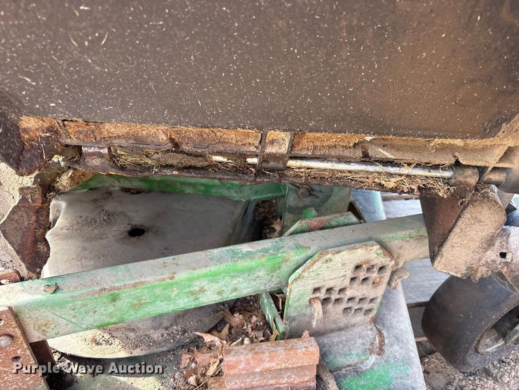 image for item FK1314 2013 John Deere 1445 series II lawn mower