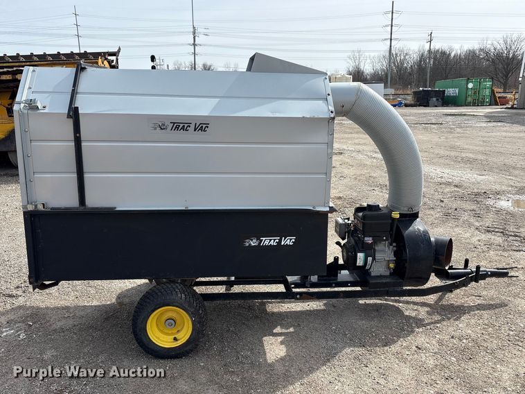 image for item FK1315 Trac Vac 880 leaf vacuum