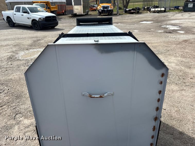 image for item FK1315 Trac Vac 880 leaf vacuum