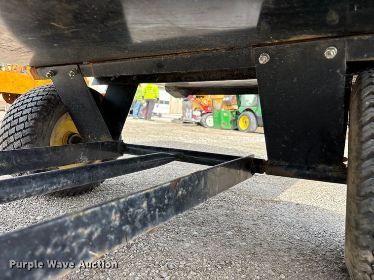 image for item FK1315 Trac Vac 880 leaf vacuum