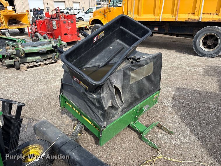 image for item FK1316 John Deere 425 lawn mower