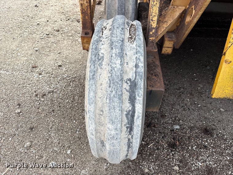 image for item FK1317 SCAT 482 BC leaf turner