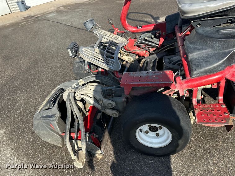 image for item FK1823 2014 Toro Greensmaster 3300 Triflex reel mower