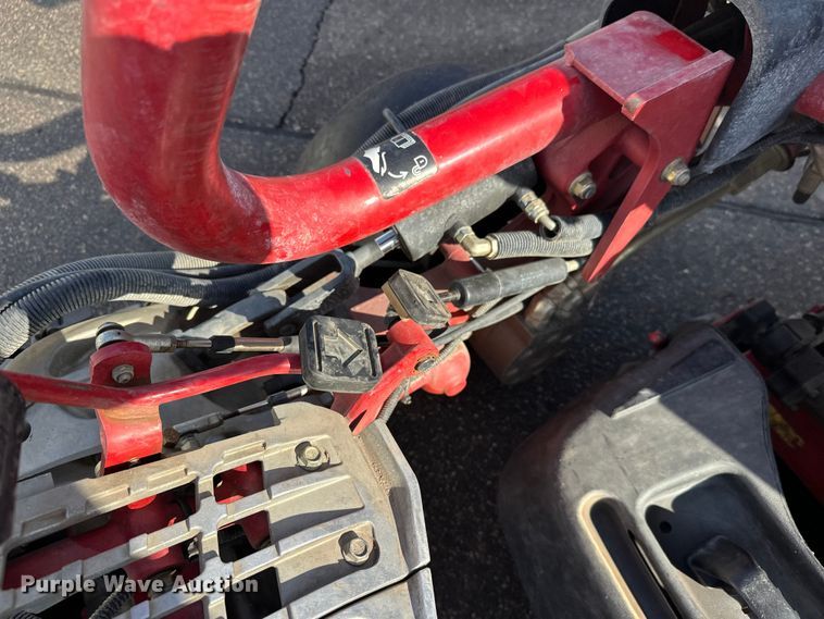 image for item FK1823 2014 Toro Greensmaster 3300 Triflex reel mower