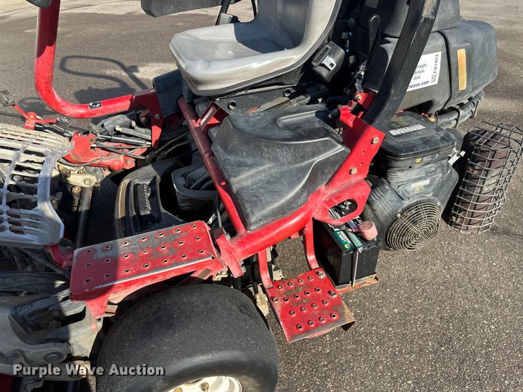 image for item FK1823 2014 Toro Greensmaster 3300 Triflex reel mower