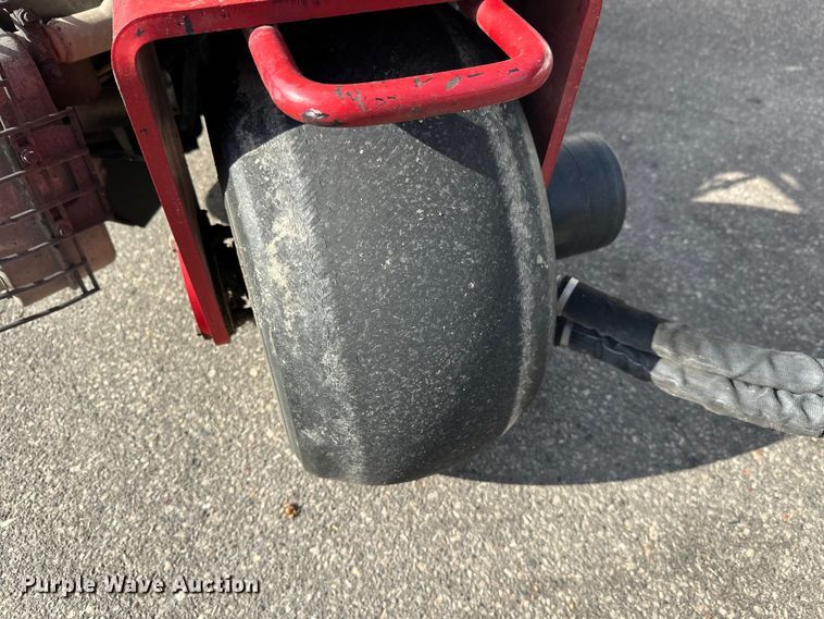 image for item FK1825 2007 Toro Greensmaster 3150 reel mower