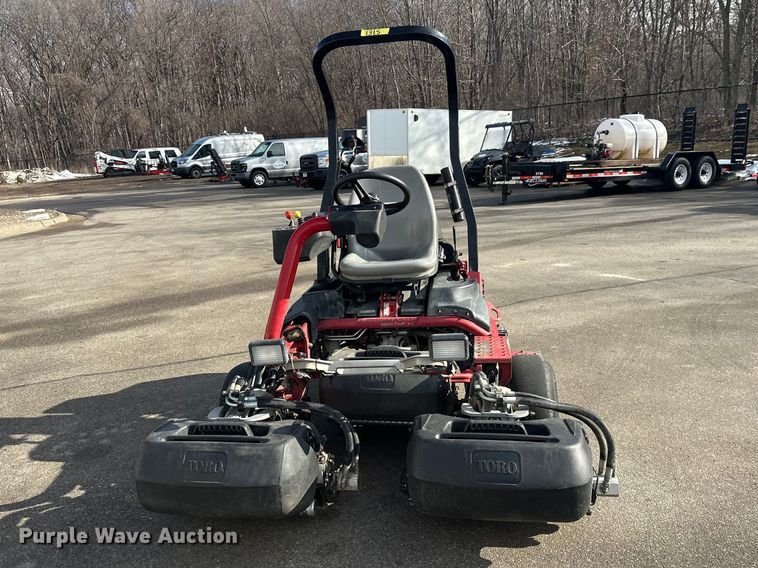 image for item FK1826 2013 Toro Greensmaster 3300 Triflex reel mower