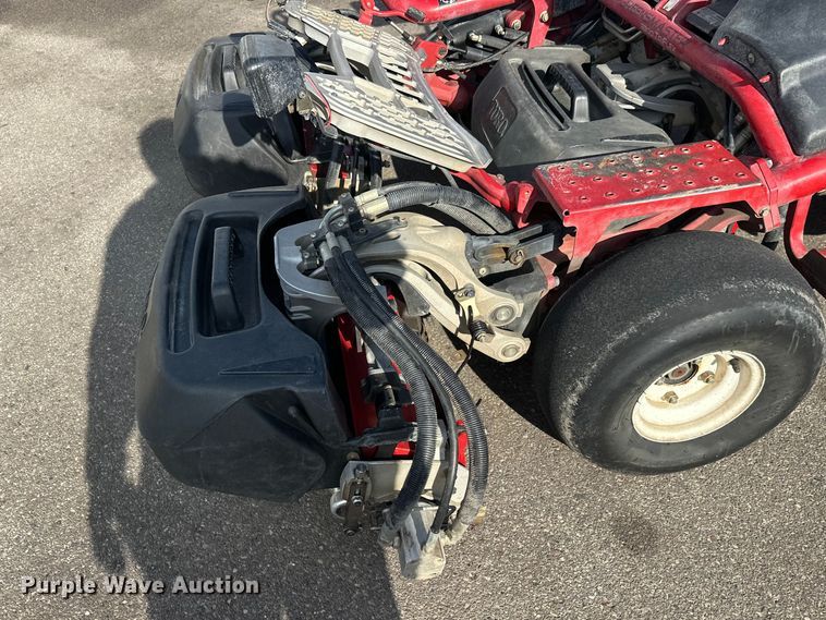 image for item FK1826 2013 Toro Greensmaster 3300 Triflex reel mower