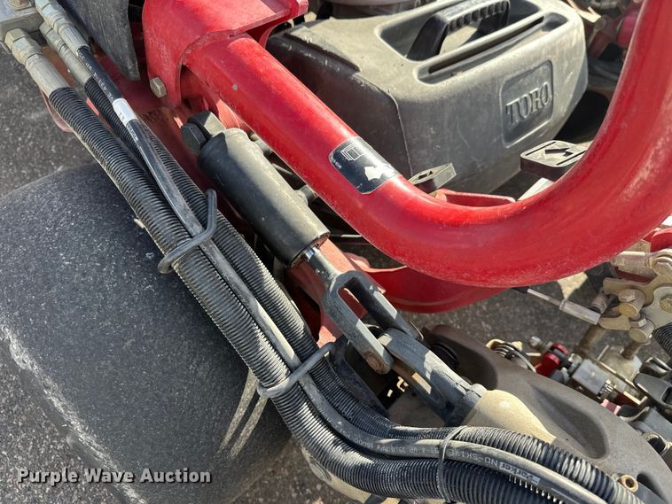 image for item FK1826 2013 Toro Greensmaster 3300 Triflex reel mower