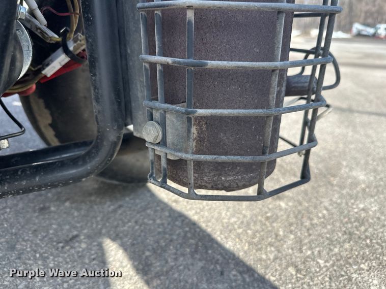 image for item FK1826 2013 Toro Greensmaster 3300 Triflex reel mower