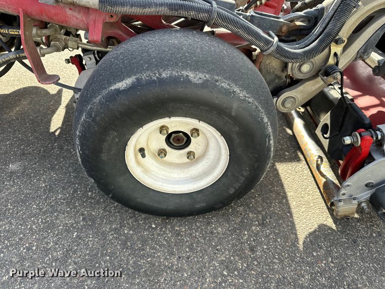 image for item FK1826 2013 Toro Greensmaster 3300 Triflex reel mower