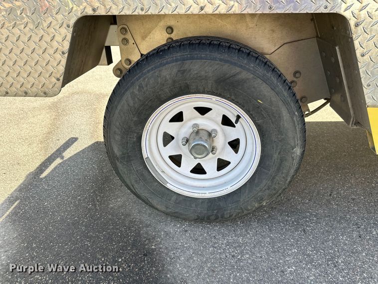 image for item FK1827 2008 E Ride utility vehicle